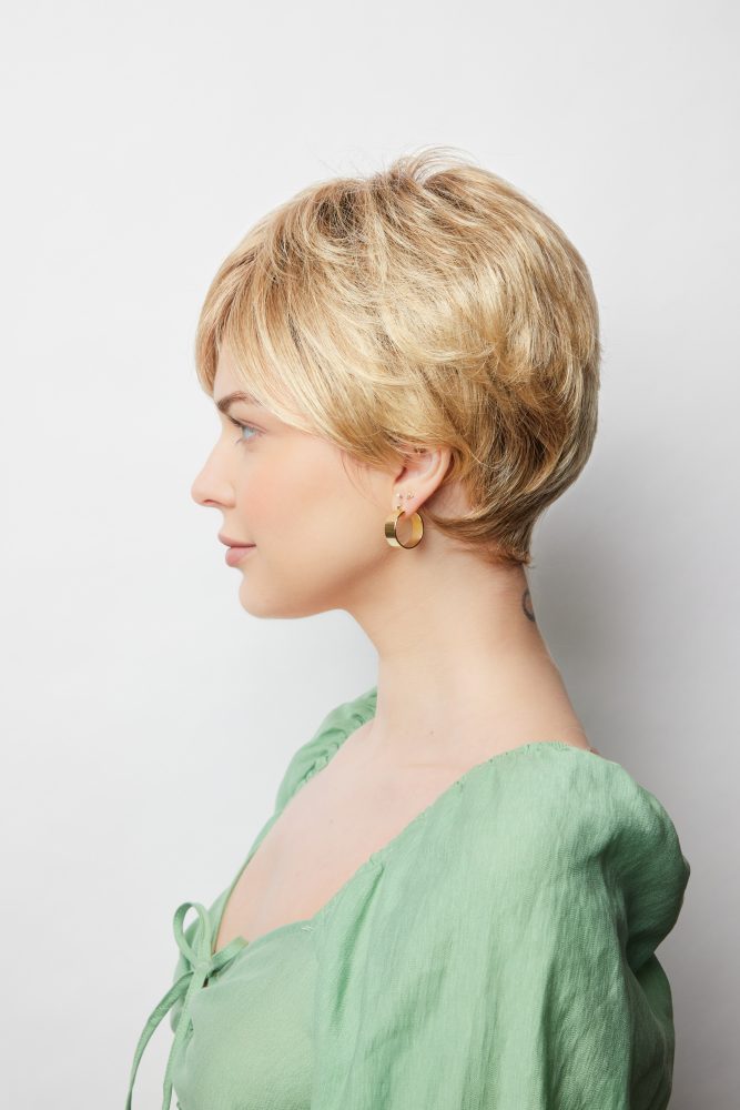 Bay by Amore  | Short Synthetic Lace Front Wig