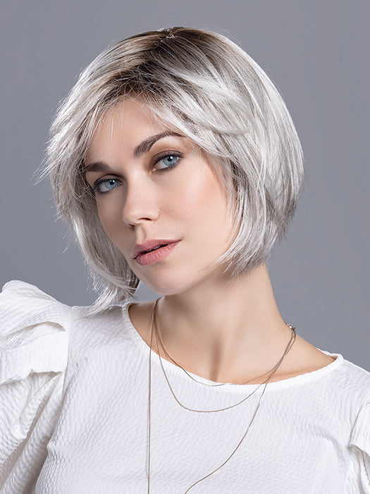 French | Changes Collection | Synthetic Wig