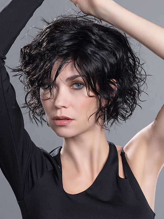 Turn | Changes Collection | Synthetic Wig
