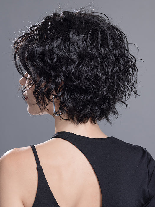 Turn | Changes Collection | Synthetic Wig