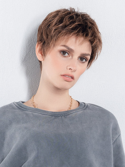 Chat | Perucci | Heat Friendly Synthetic